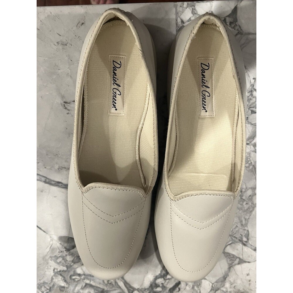 Daniel Green Women’s 9.5 N Ivory Leather Slip On Comfort Slippers Narrow USA